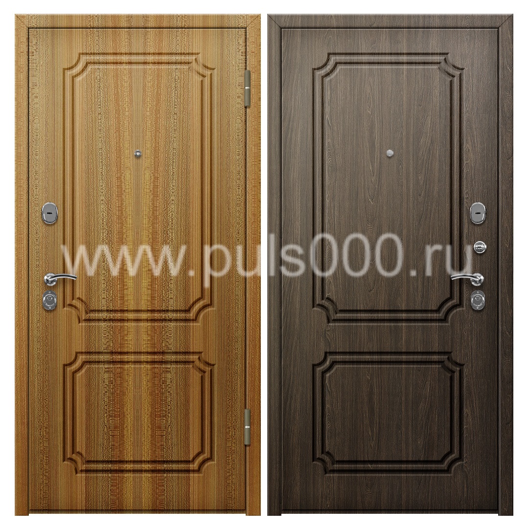 Входная уличная дверь для загородного дома MDF-217